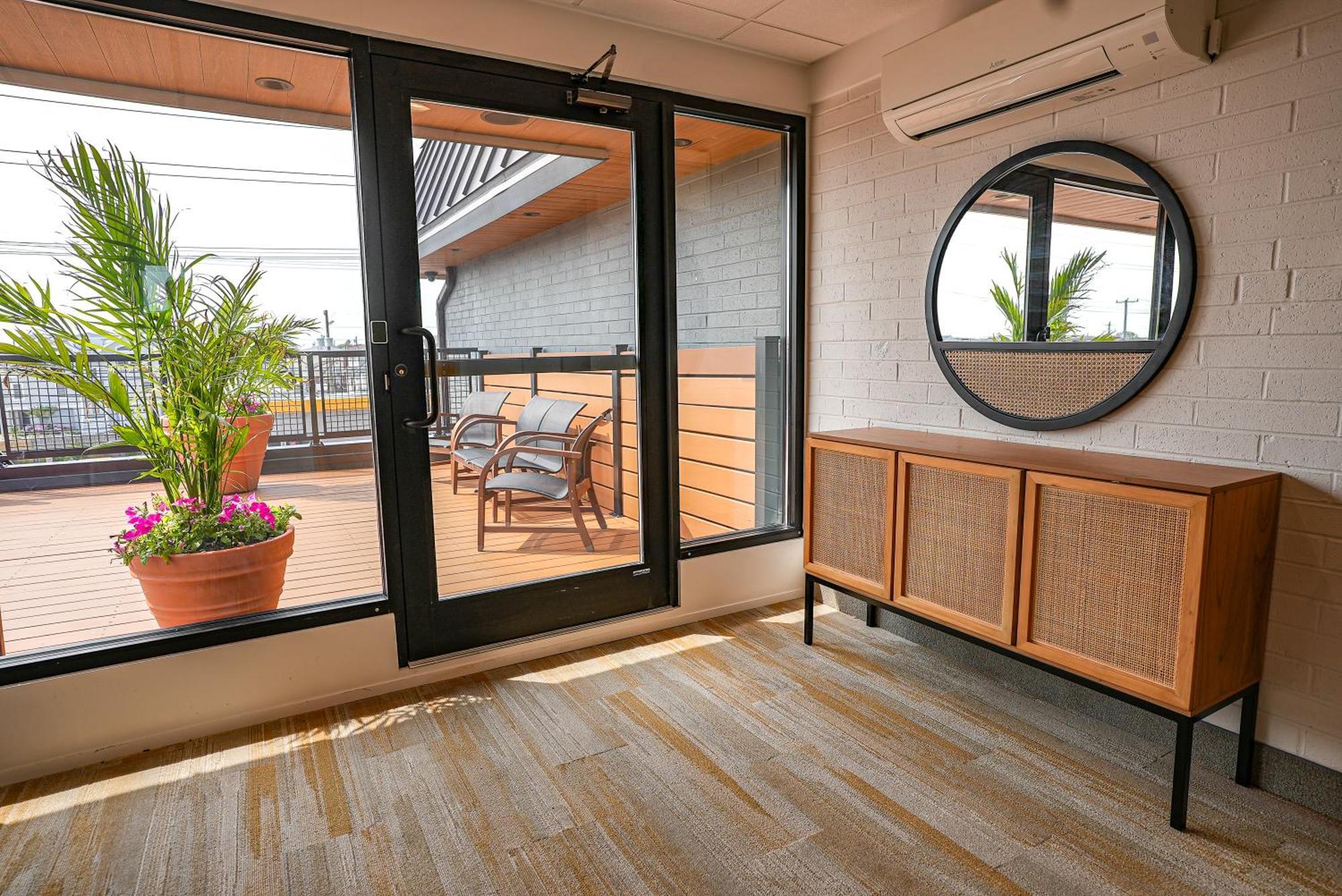 The Boulevard Hotel Beach Haven Exterior photo